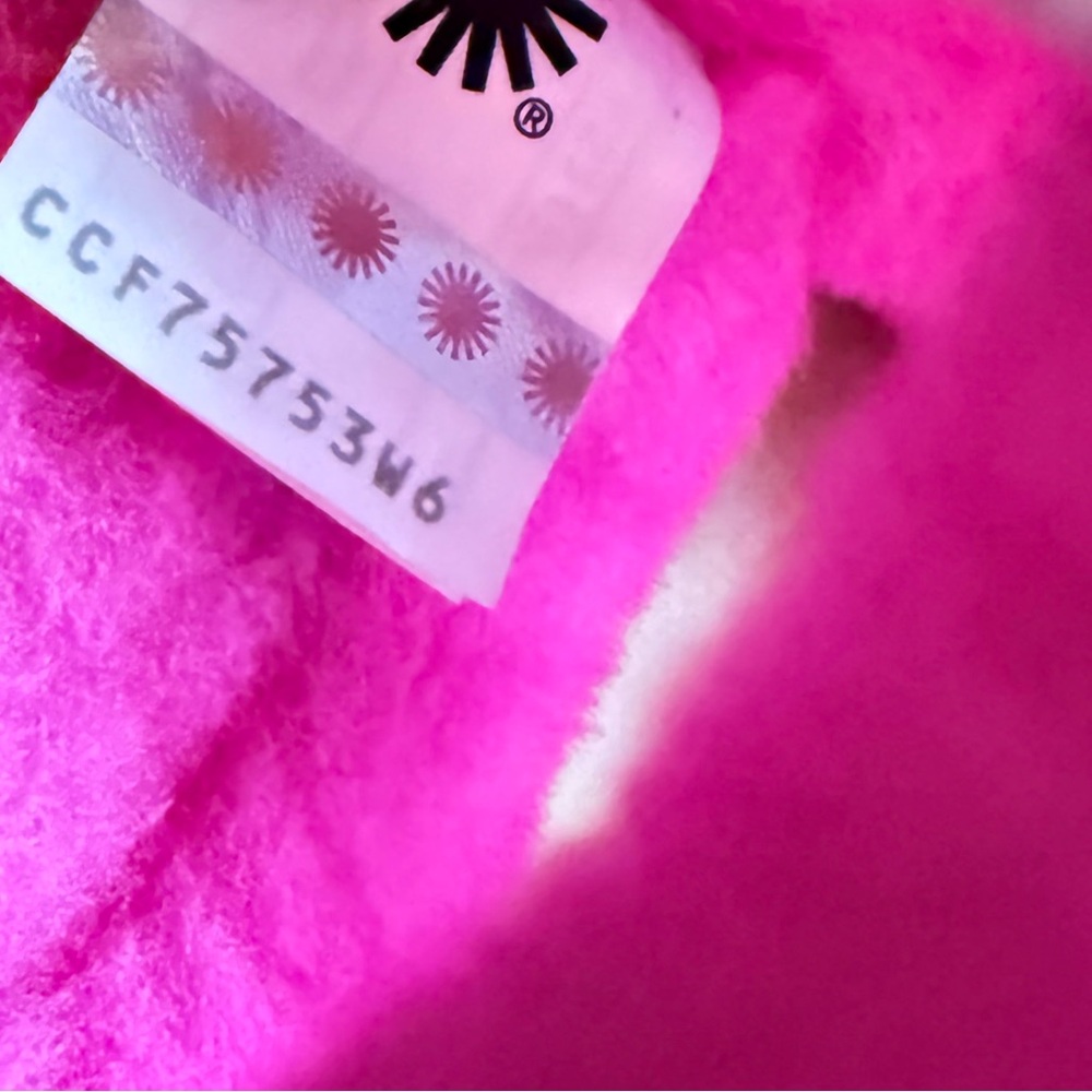 UGG oh yeah slippers size 10 - Picture 7 of 13